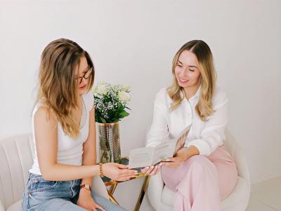 Authentische brandingfotos für Kosmetikerin im Beauty Studio