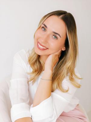 Authentische brandingfotos für Kosmetikerin im Beauty Studio